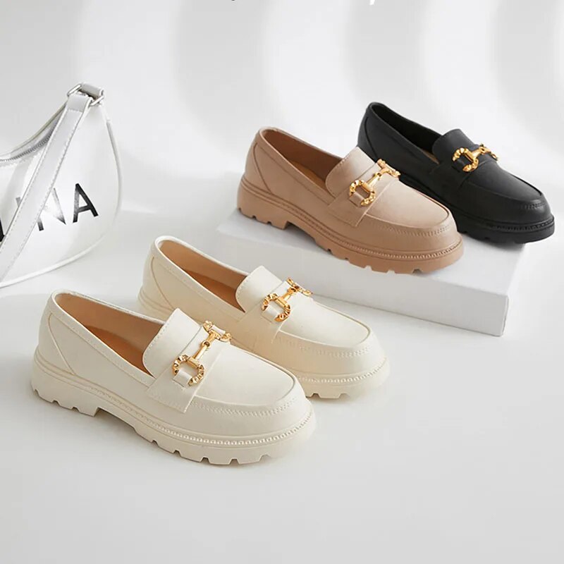 Il mocassino di Stile: Per una Donna che Ama l'Eleganza